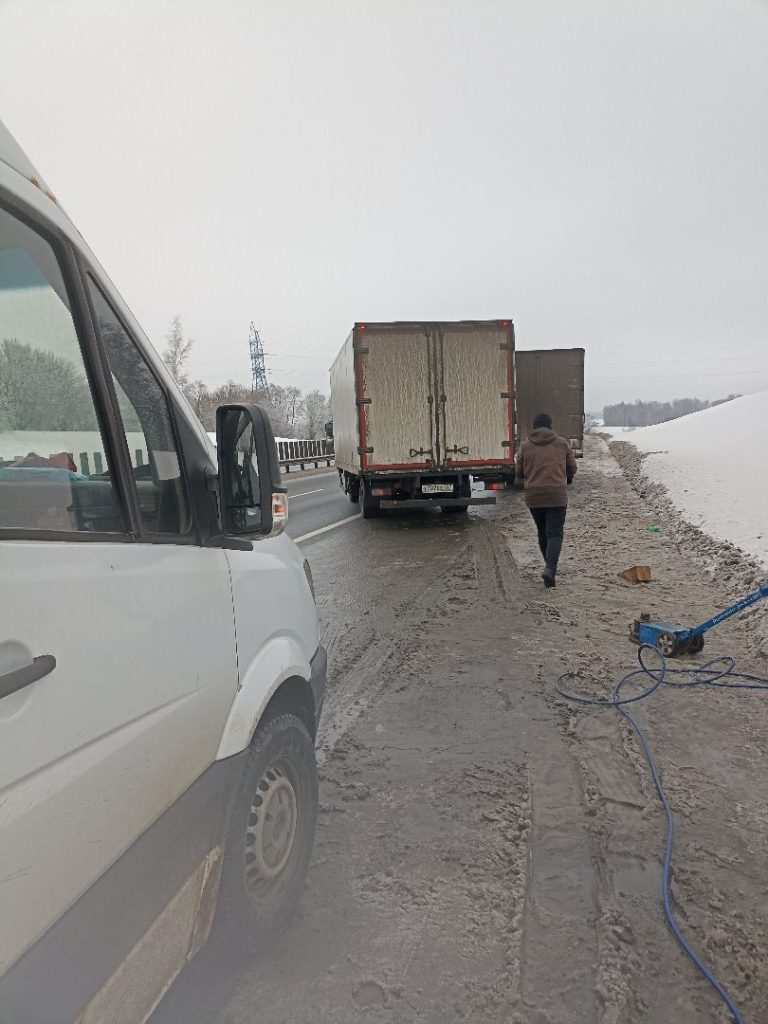 Выездной грузовой шиномонтаж Каширское шоссе