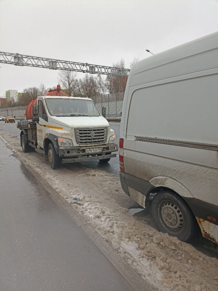 Выездной грузовой шиномонтаж Можайское шоссе