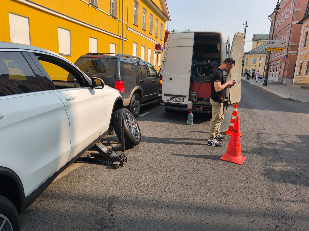 Выездной шиномонтаж метро Беговая